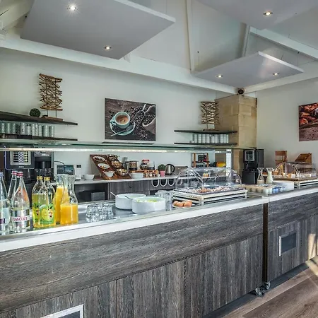 Les Jardins De L'anjou 호텔