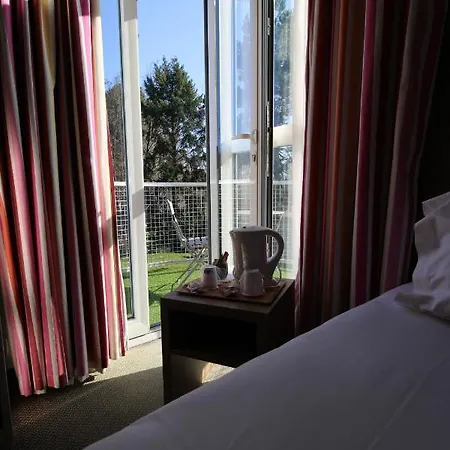Hotell Les Jardins De L'anjou 3*