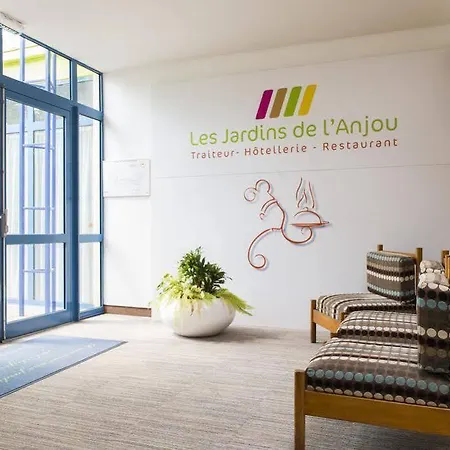 Les Jardins De L'anjou 3*