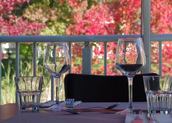 Les Jardins De L'anjou فندق 3*